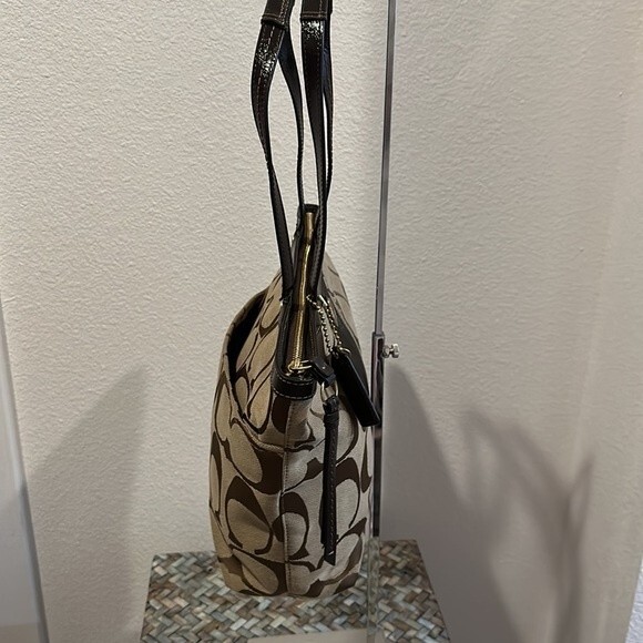 Coach Signature Stripe Tote - Picture 3 of 8